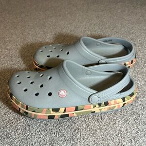 CROCS grey and pink camo